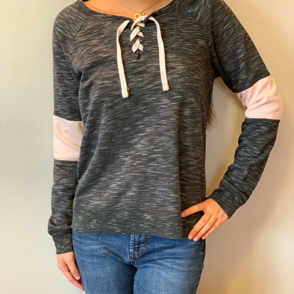 Long sleeve crew neck